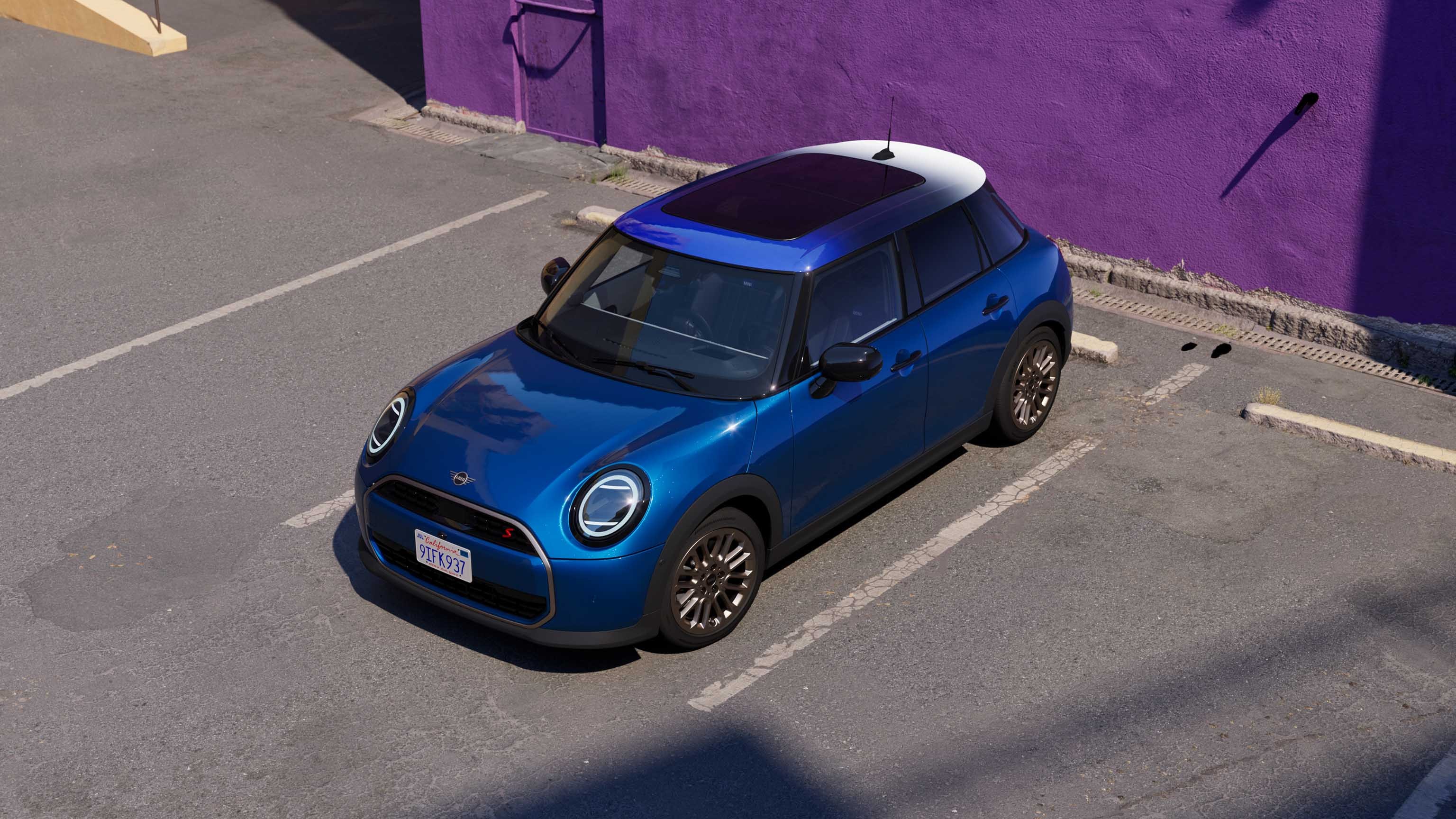 MINI Cooper 5-Deurs - video